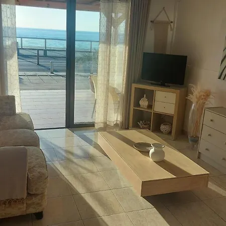 Appartement Sunrise Boho Larnaca