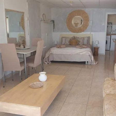 Sunrise Boho Apartman Lárnaka