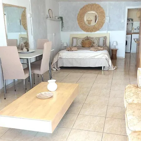Sunrise Boho Apartment *